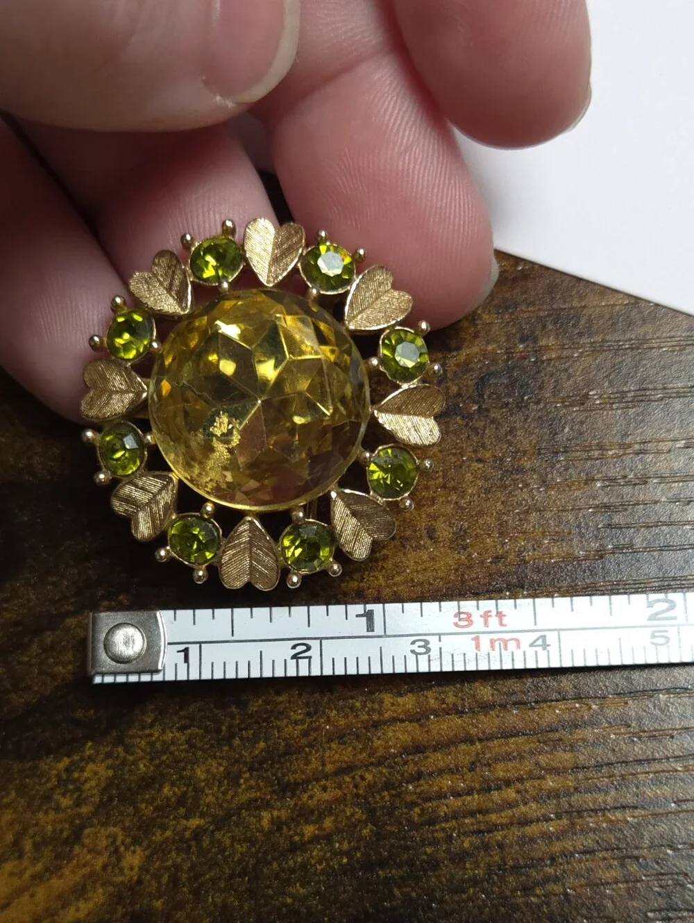 Vintage Avon 'Sun Brilliance' Green Crystal Gold Tone Brooch Pendant 1970s Avon
